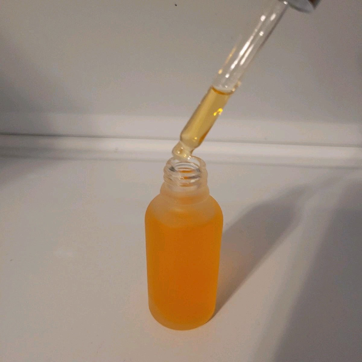 VITAMIN C FACIAL SERUM