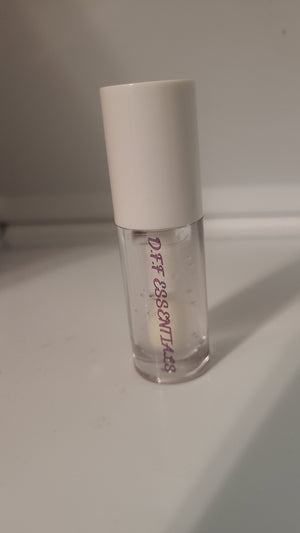 Crystal clear lipgloss