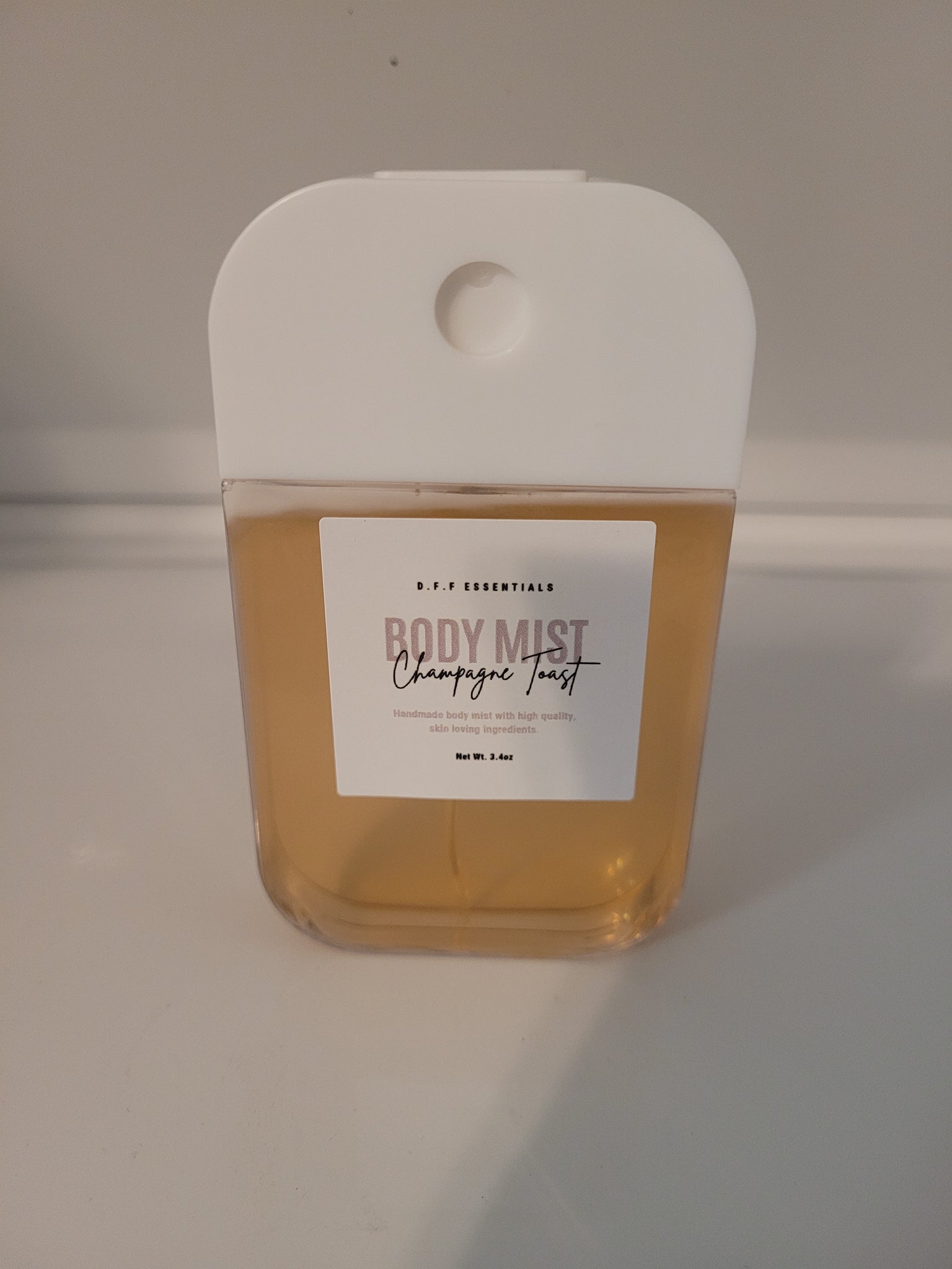 Sample size body mist (2oz)